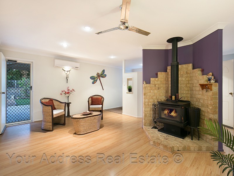 39 Durham Court, Park Ridge South QLD 4125