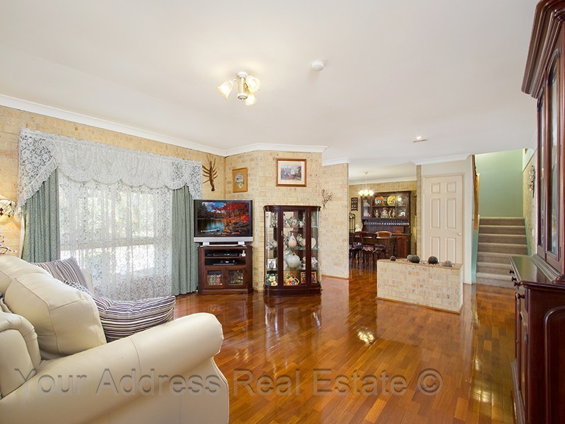 1-3 Conway Court, Munruben QLD 4125