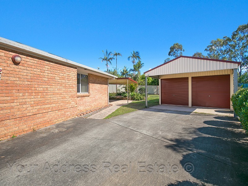 16 Lichen Court, Regents Park QLD 4118