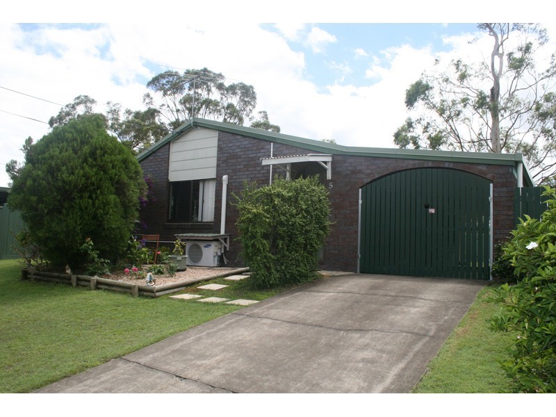 5 Joseph Court, Browns Plains QLD 4118
