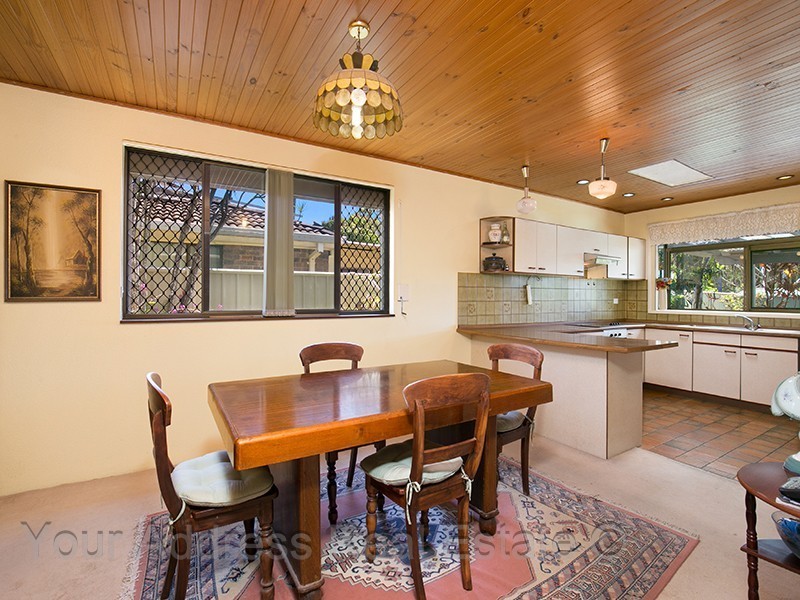 13 Sweetgum Street, Hillcrest QLD 4118