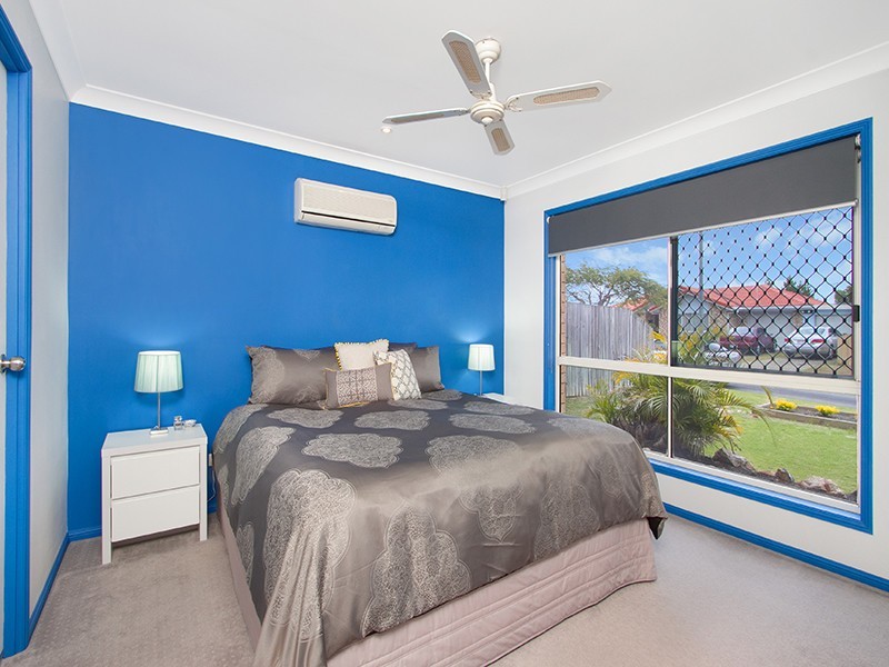 28 Stringybark Street, Regents Park QLD 4118