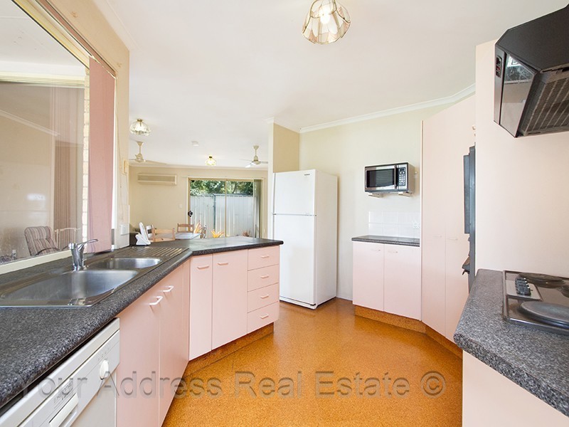 110 Haldham Crescent, Regents Park QLD 4118