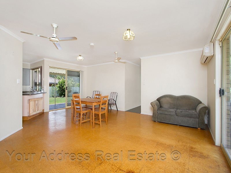 110 Haldham Crescent, Regents Park QLD 4118