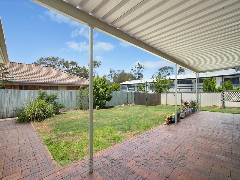 110 Haldham Crescent, Regents Park QLD 4118