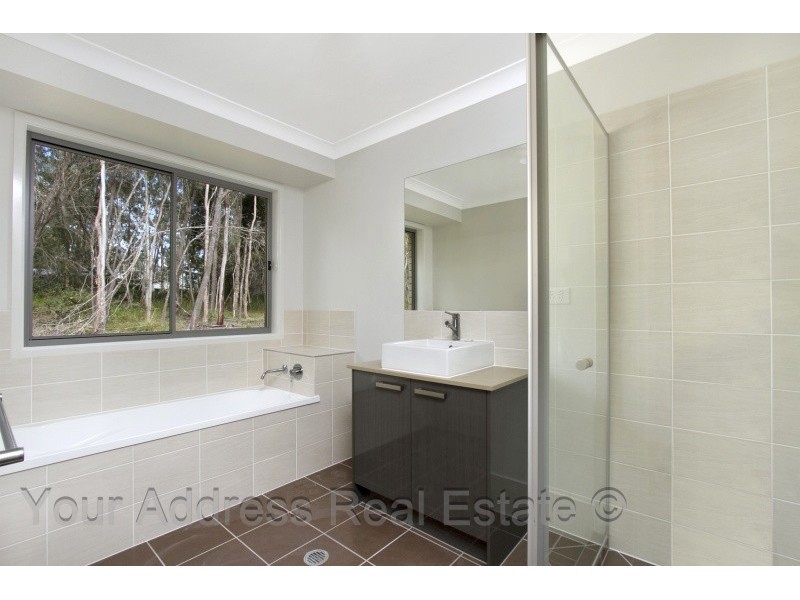 620 Middle Road, Greenbank QLD 4124