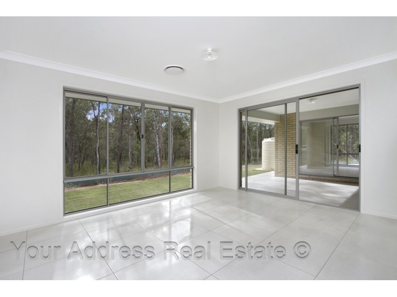 620 Middle Road, Greenbank QLD 4124