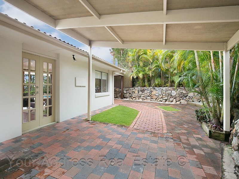 16 Cynthia Crescent, Springwood QLD 4127