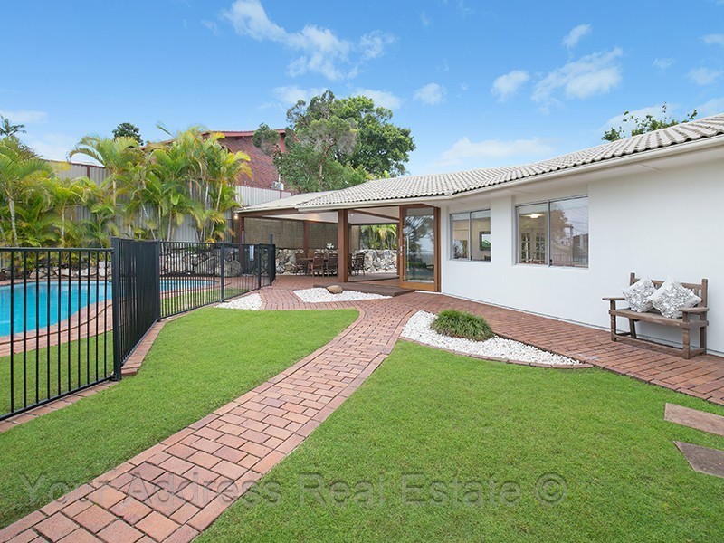 16 Cynthia Crescent, Springwood QLD 4127