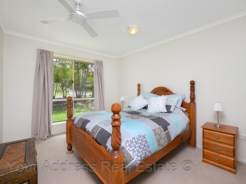 50 Colisa Crescent, Regents Park QLD 4118