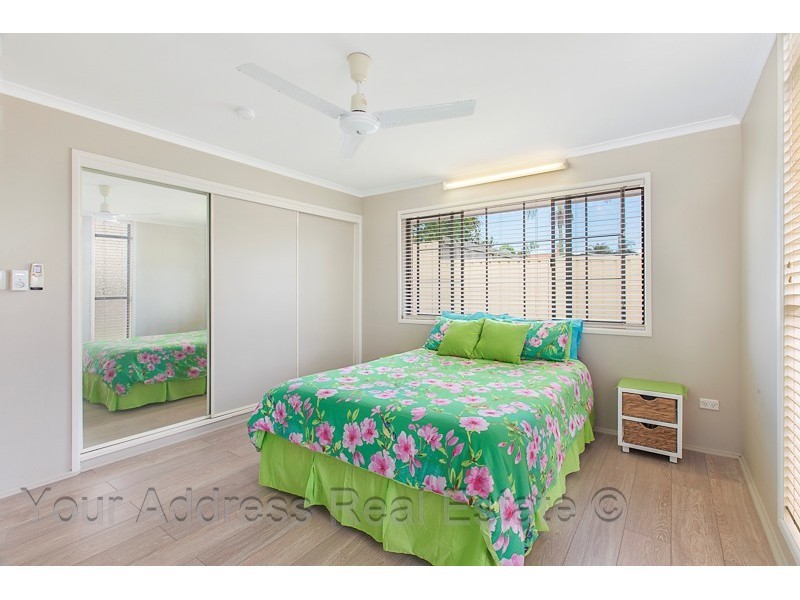 6 Cosway Street, Hillcrest QLD 4118