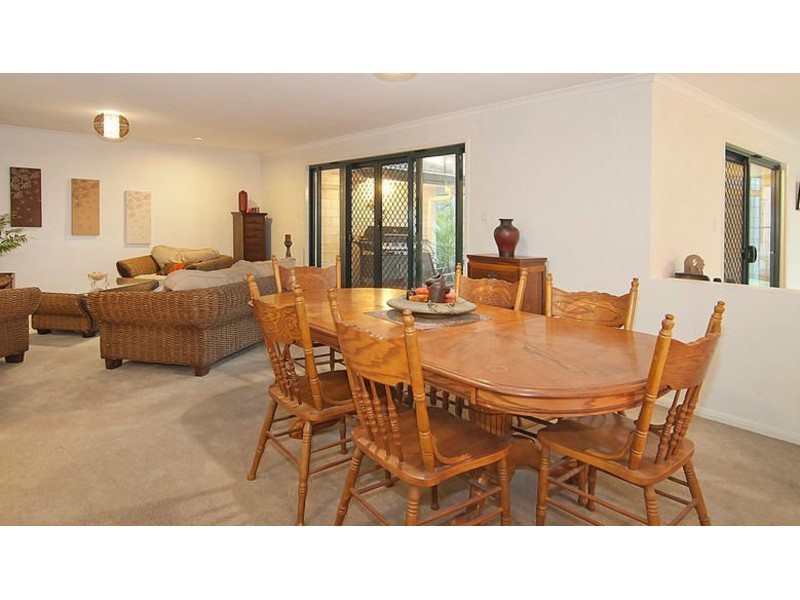 62 Cardwell Close, Munruben QLD 4125