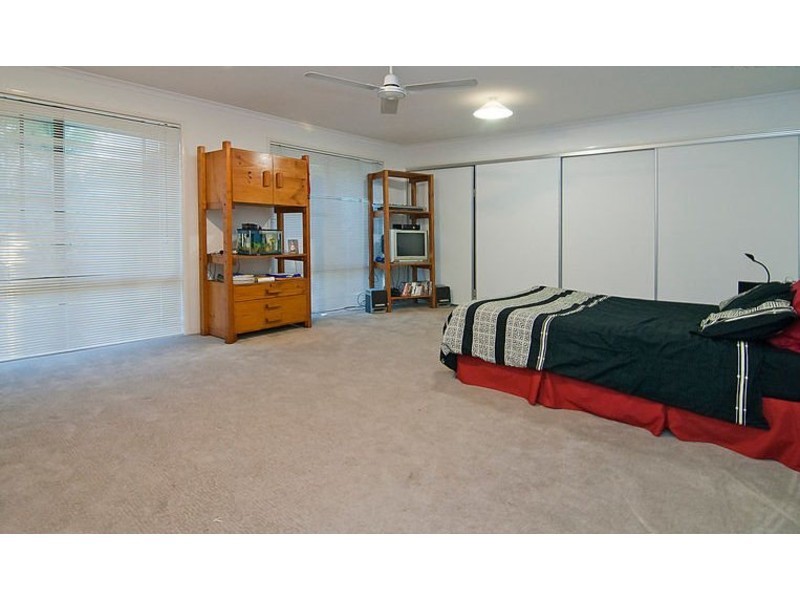 62 Cardwell Close, Munruben QLD 4125