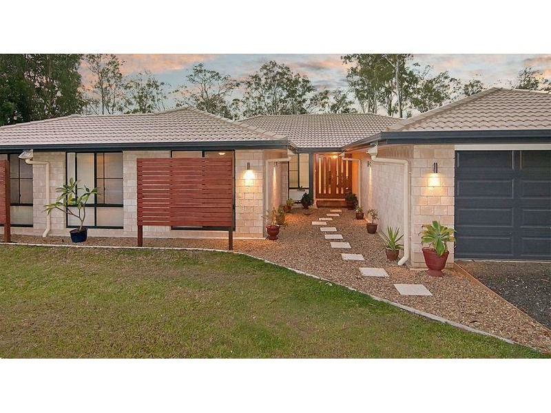 62 Cardwell Close, Munruben QLD 4125