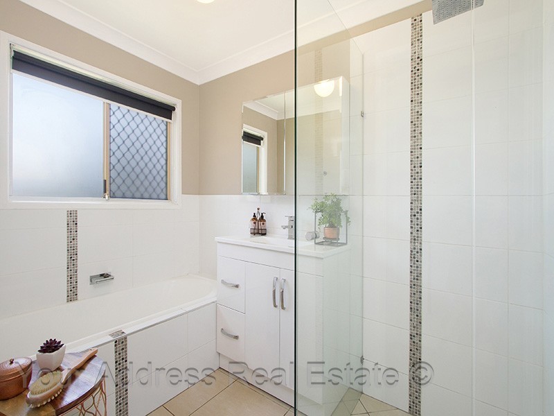 11 Love Street, Crestmead QLD 4132