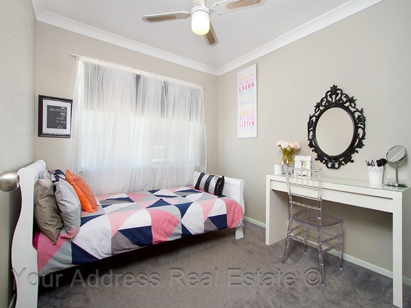 11 Love Street, Crestmead QLD 4132