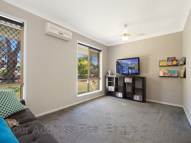 11 Love Street, Crestmead QLD 4132