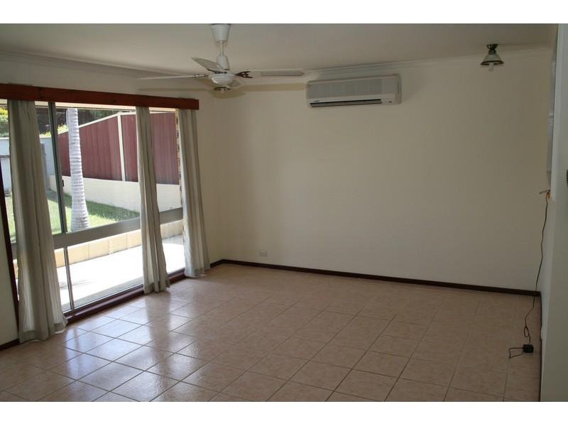 4 Dorachus Drive, Regents Park QLD 4118