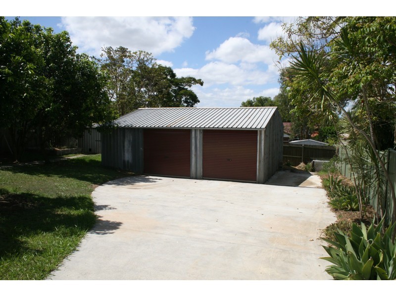4 Dorachus Drive, Regents Park QLD 4118