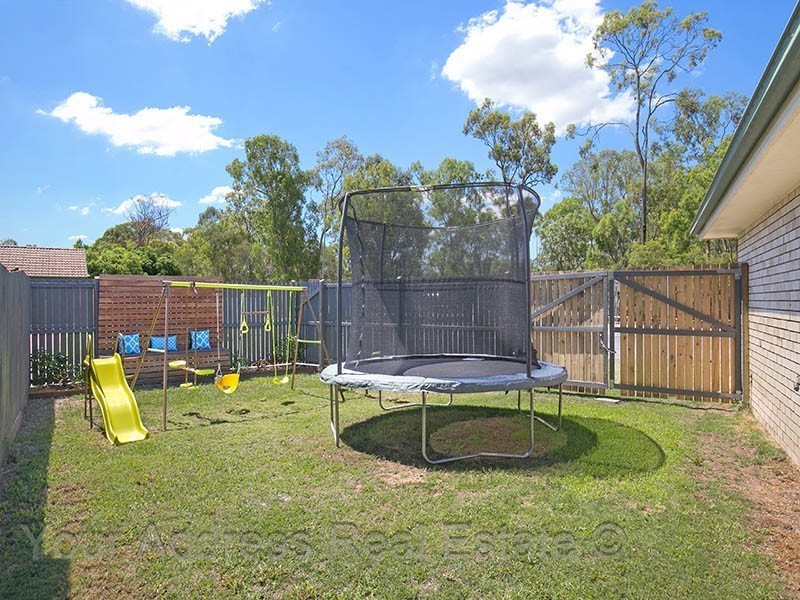 55 Regency Drive, Regents Park QLD 4118