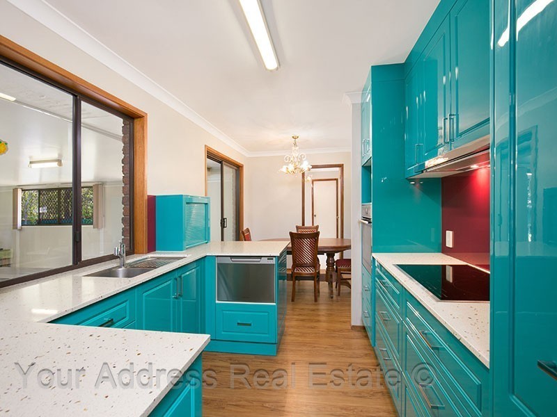 3 Bushland Drive, Regents Park QLD 4118