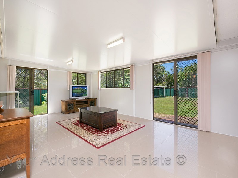 3 Bushland Drive, Regents Park QLD 4118