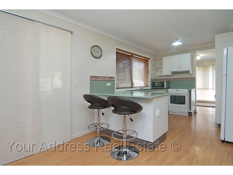 9 Redash Court, Regents Park QLD 4118