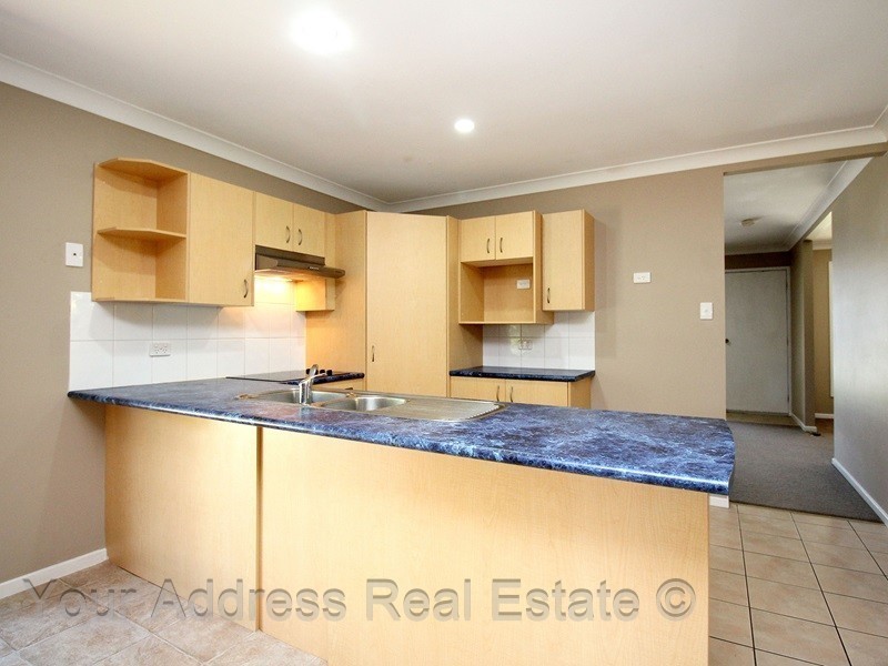 30 Hedera Street, Regents Park QLD 4118