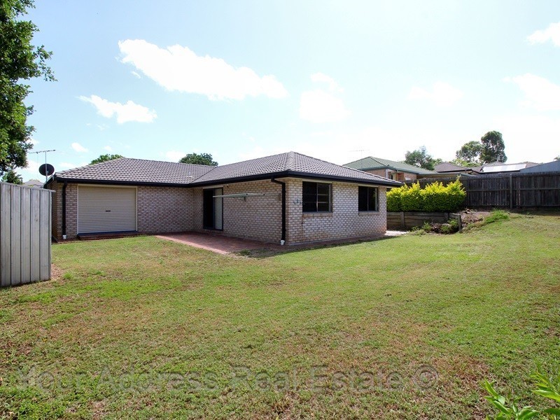 30 Hedera Street, Regents Park QLD 4118
