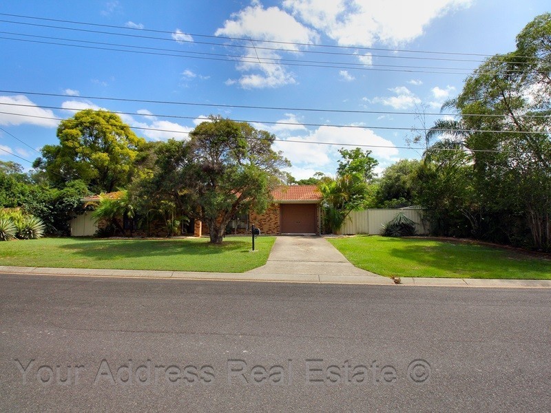 40 Bennett Drive, Regents Park QLD 4118
