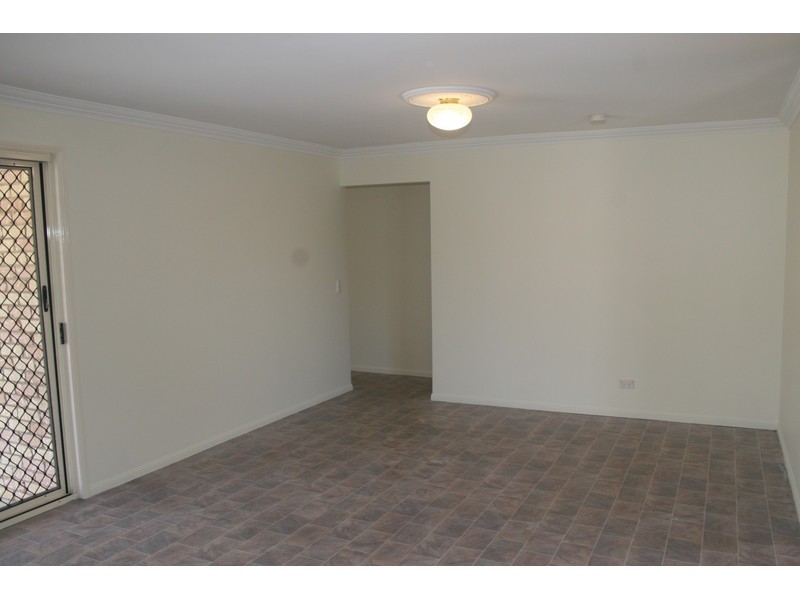 15 Chasbet Street, Marsden QLD 4132