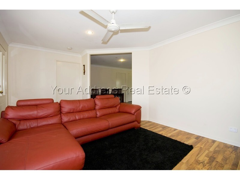 32 Lake Somerset Court, Logan Reserve QLD 4133