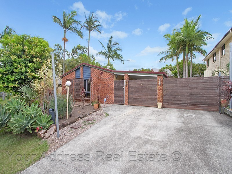 62 Conifer Street, Hillcrest QLD 4118