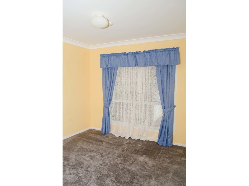 102 Lamberth Road, Regents Park QLD 4118