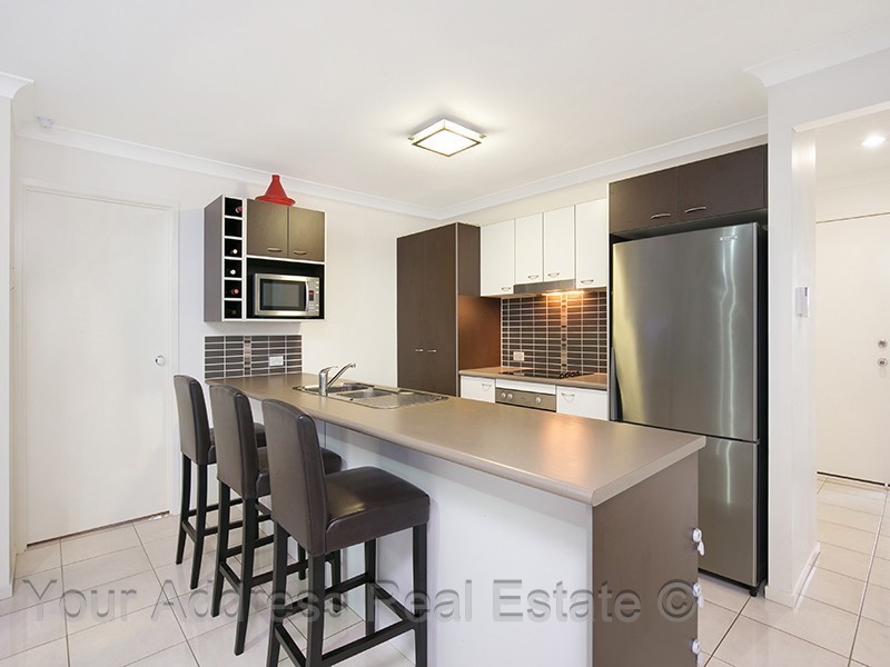 3 Coolum Court, Regents Park QLD 4118