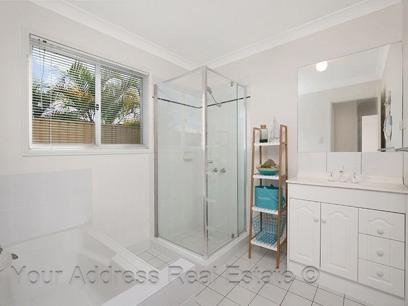 15 Comley Court, Boronia Heights QLD 4124