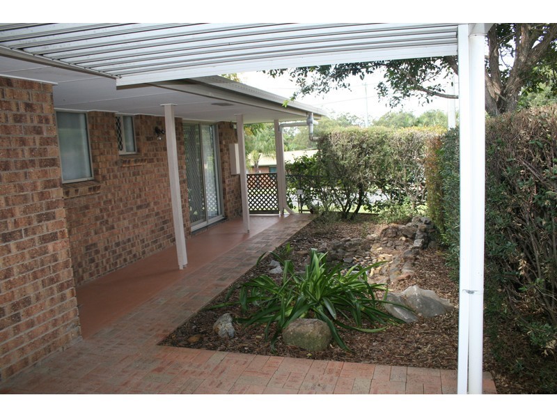2 Danvers Court, Hillcrest QLD 4118