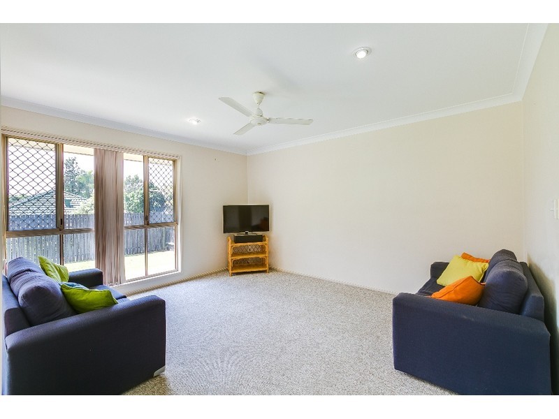 53 Serrata Circuit, Forest Lake QLD 4078