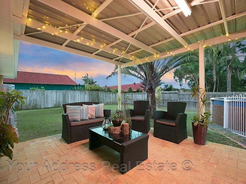 4 Gingko Crescent, Regents Park QLD 4118
