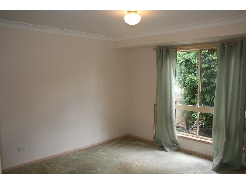 2 Stringybark Street, Regents Park QLD 4118