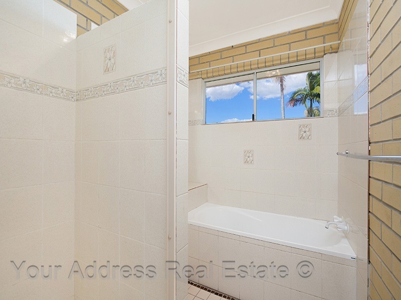 158 Middle Road, Boronia Heights QLD 4124