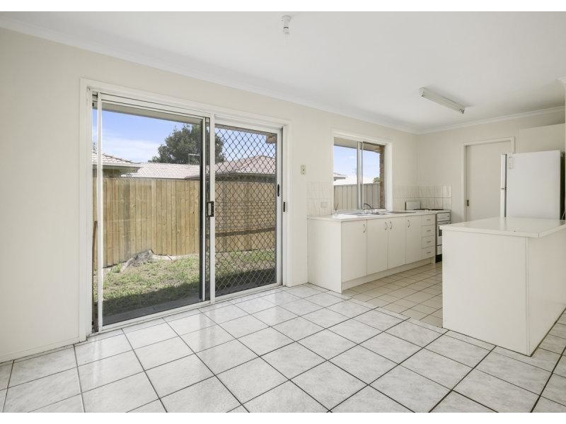 1/15 Broadfoot Drive, Goodna QLD 4300