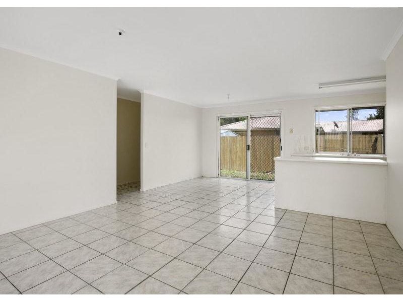 1/15 Broadfoot Drive, Goodna QLD 4300