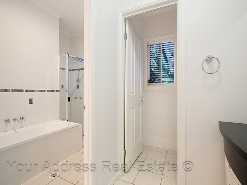 104 Silvereye Crescent, Greenbank QLD 4124