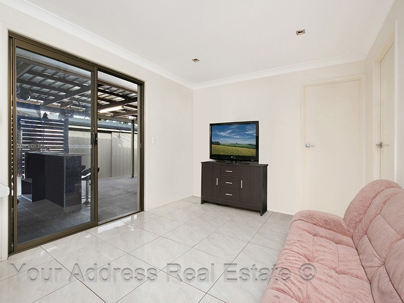 24 Adam Street, Browns Plains QLD 4118