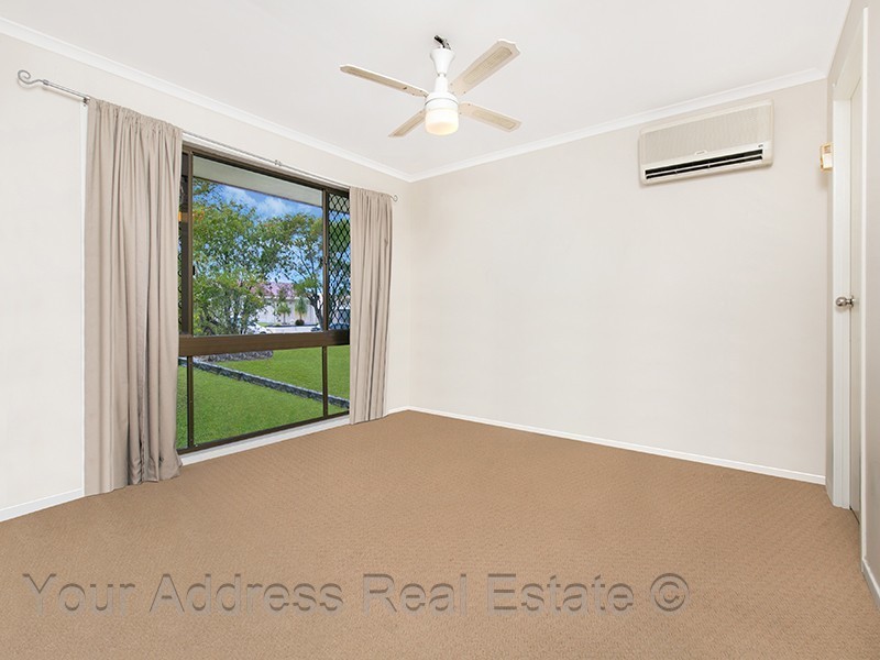 6 Aspen Court, Regents Park QLD 4118