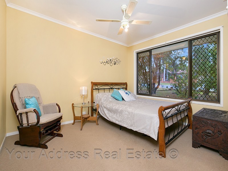 6 Aspen Court, Regents Park QLD 4118