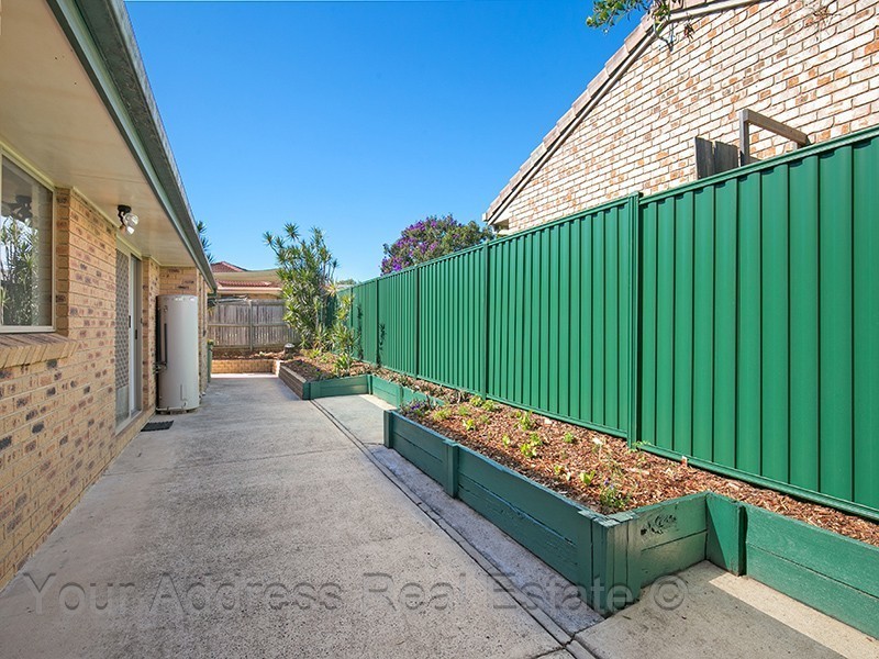 94 Solandra Circuit, Regents Park QLD 4118