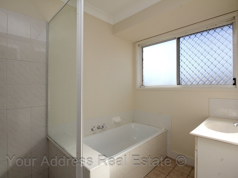 1/164 Mt Warren Boulevard, Mount Warren Park QLD 4207