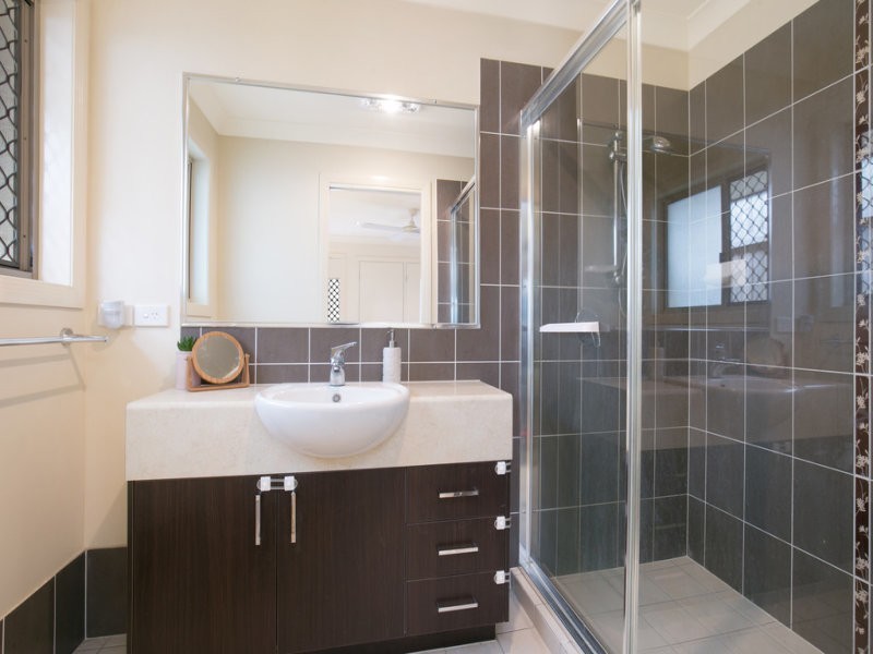 7 Bindarri Close, Waterford QLD 4133